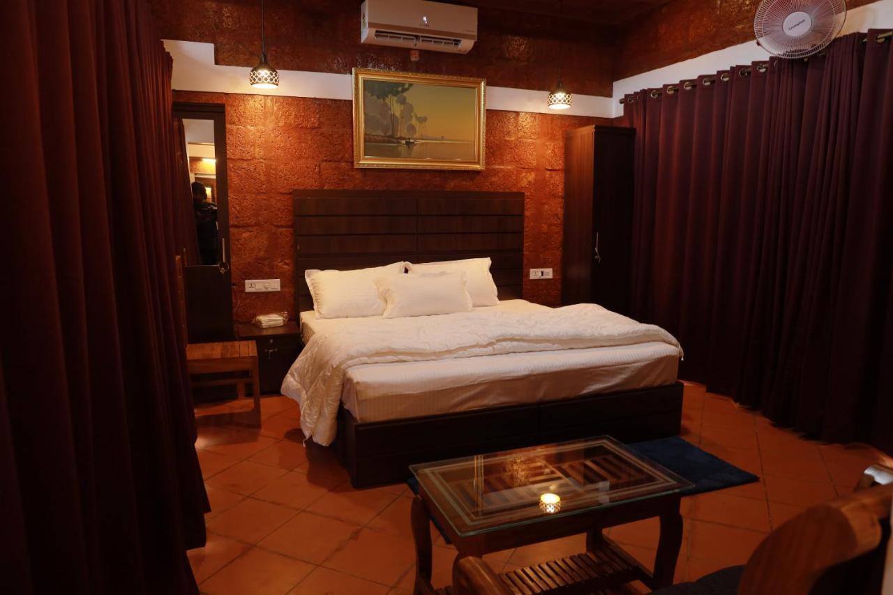 Miracle Holidays Mananthavady Extérieur photo