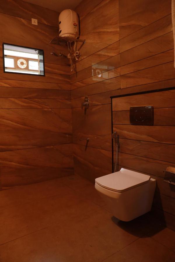 Miracle Holidays Mananthavady Extérieur photo